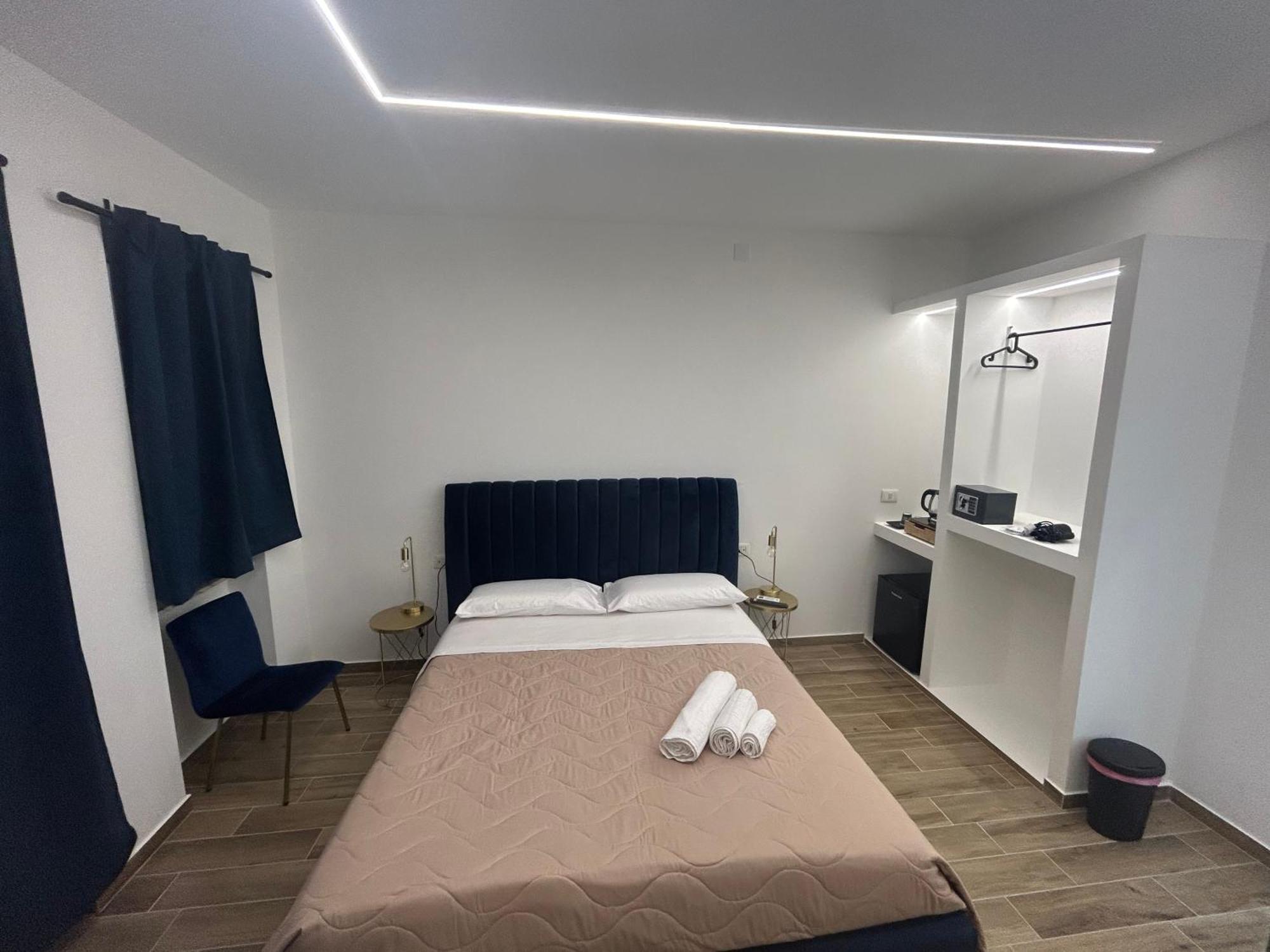 Sistra 12 Bed & Breakfast คาตาเนีย ภายนอก รูปภาพ