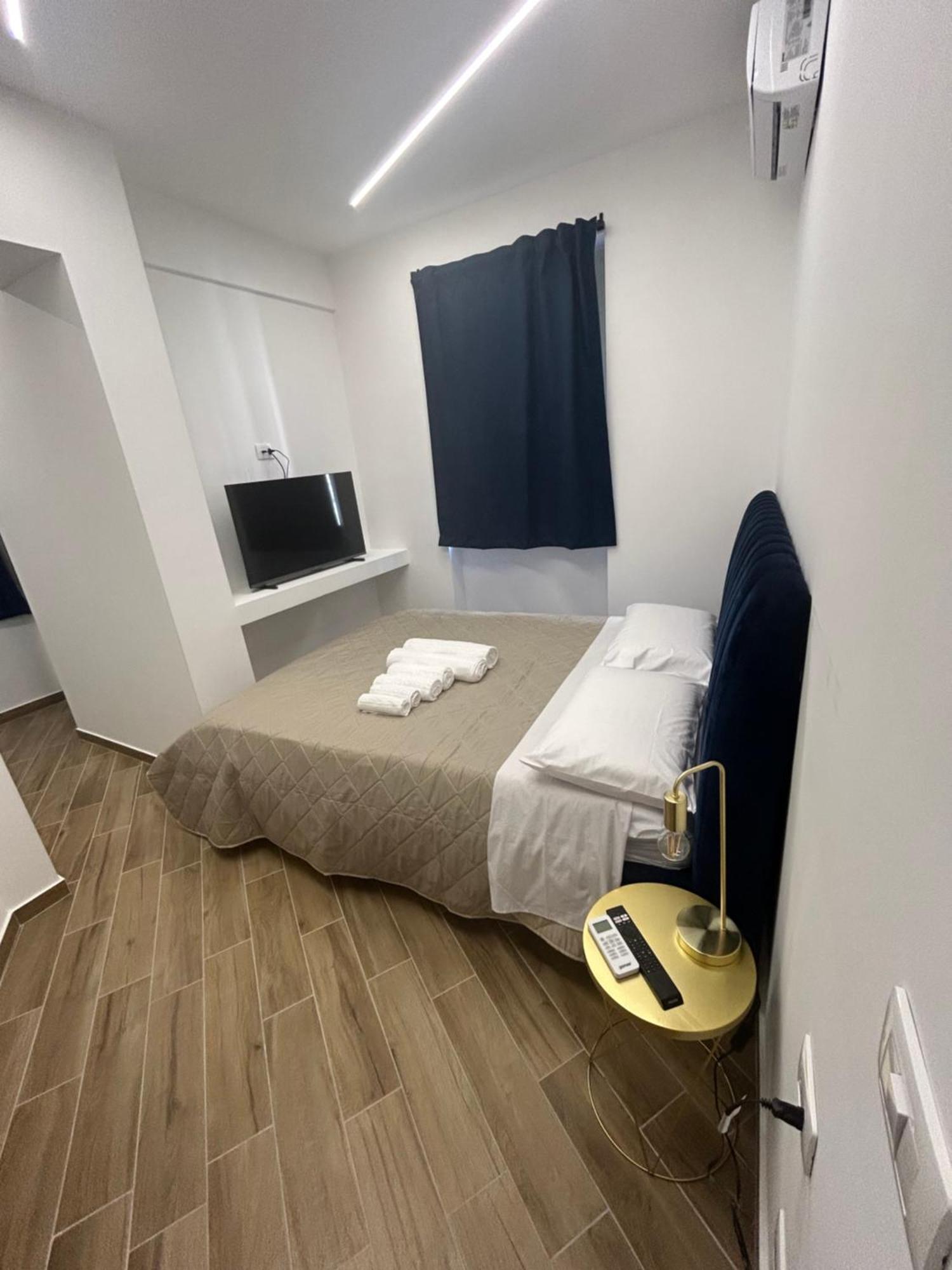 Sistra 12 Bed & Breakfast คาตาเนีย ภายนอก รูปภาพ